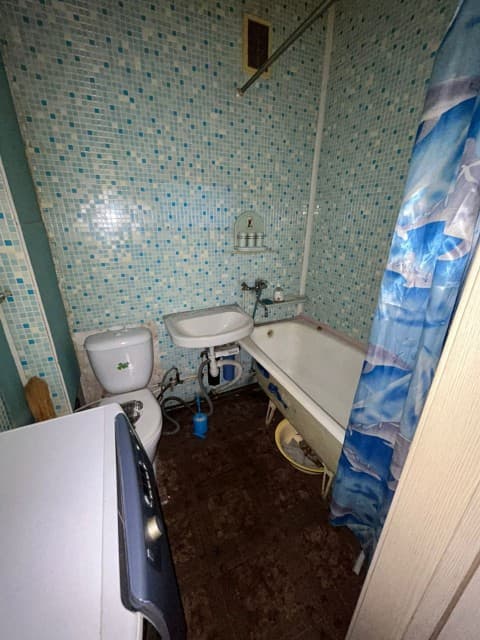 1 комн., 35 м², Блочный, Площадь Победы