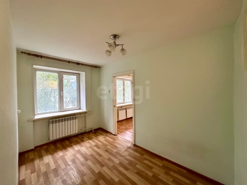 2 комн., 43 м², Хрущевка 3