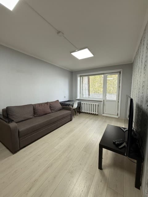 2 комн., 47 м², КПД, Площадь Победы 6