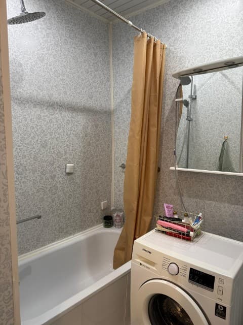 2 комн., 46 м², Монолитно-каркасный, 17 квартал 4