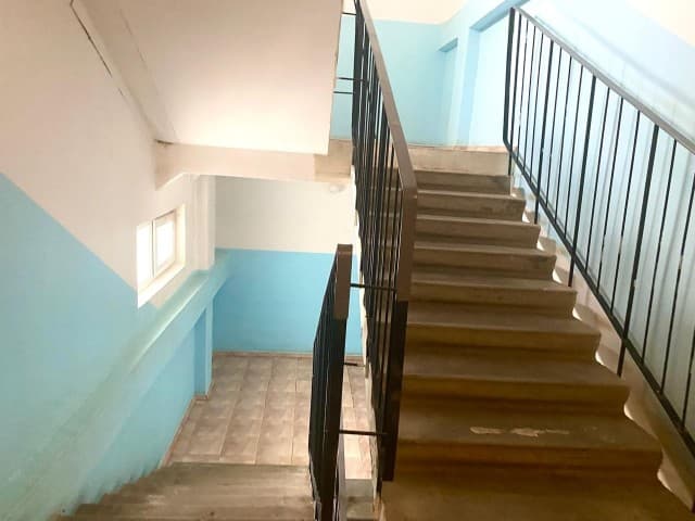 2 комн., Инд. планировка, Областная больница, рынок "Манньыаттаах" 15