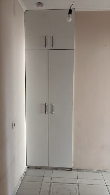 2 комн., 45 м², Блочный, Областная больница, рынок "Манньыаттаах" 10