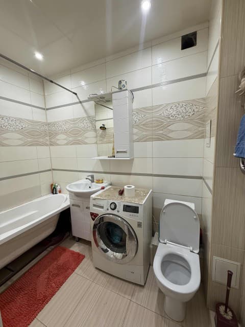 1 комн., 40 м², Монолитно-каркасный, Крытый рынок 5