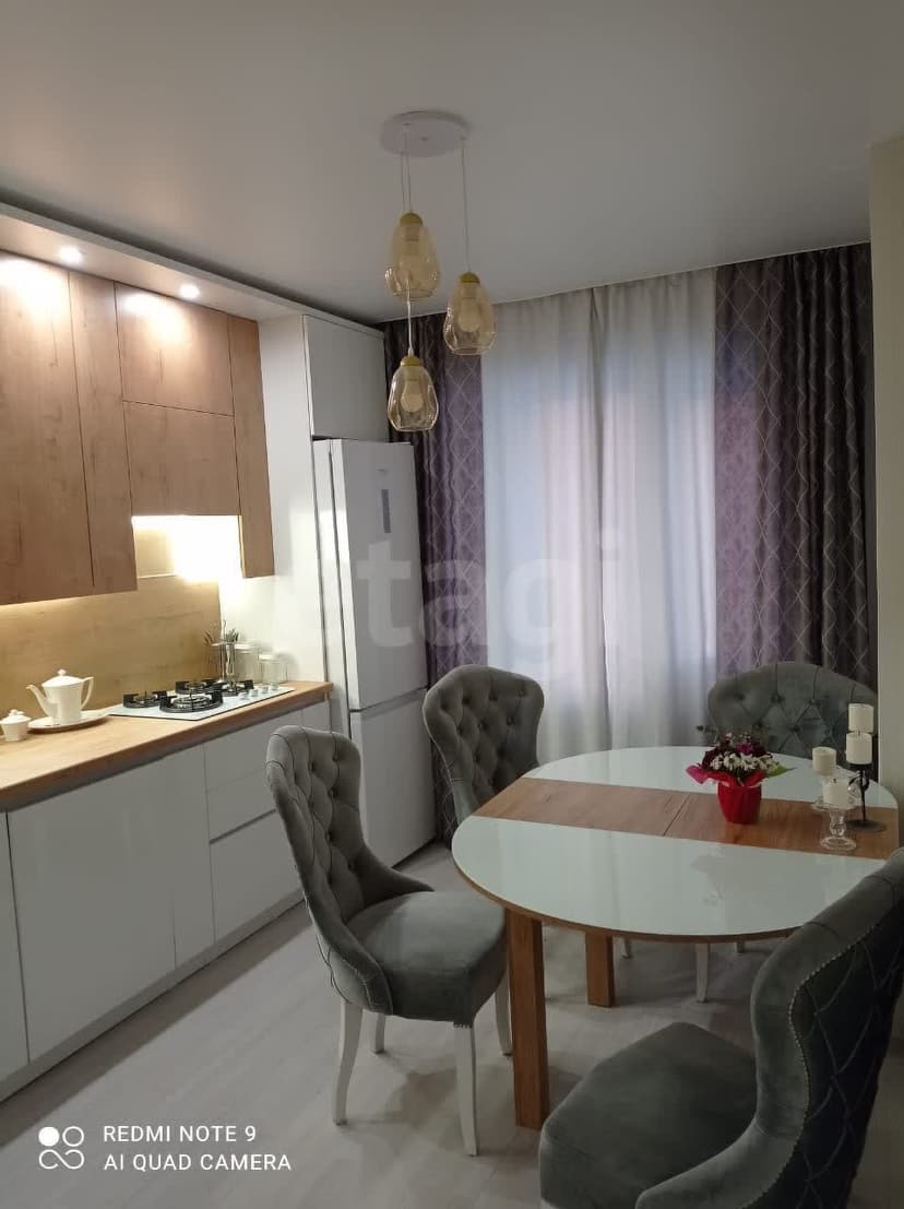 2 комн., 65 м², Монолитно-каркасный 2