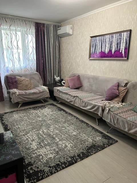4 комн., КПД, Центр - район пл. Орджоникидзе 7