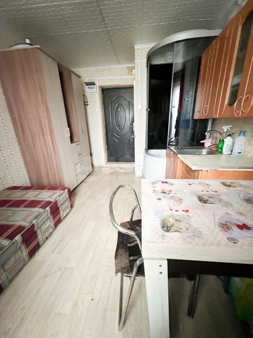Студия, 12 м², Дерев. б/у 5