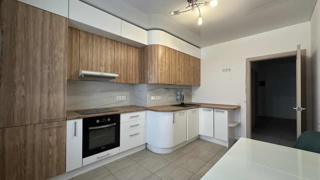 2 комн., 50 м², Монолитно-каркасный, Областная больница, рынок "Манньыаттаах" 2