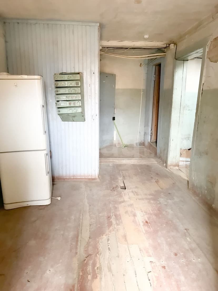 Студия, 12 м², Дерев. б/у 4