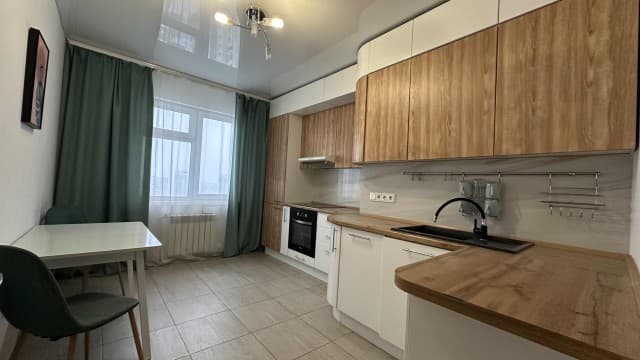 2 комн., 50 м², Монолитно-каркасный, Областная больница, рынок "Манньыаттаах"