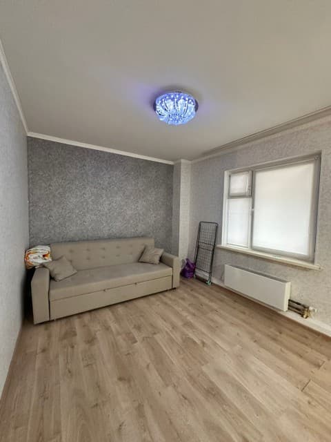 2 комн., 45 м², Монолитно-каркасный, Областная больница, рынок "Манньыаттаах"