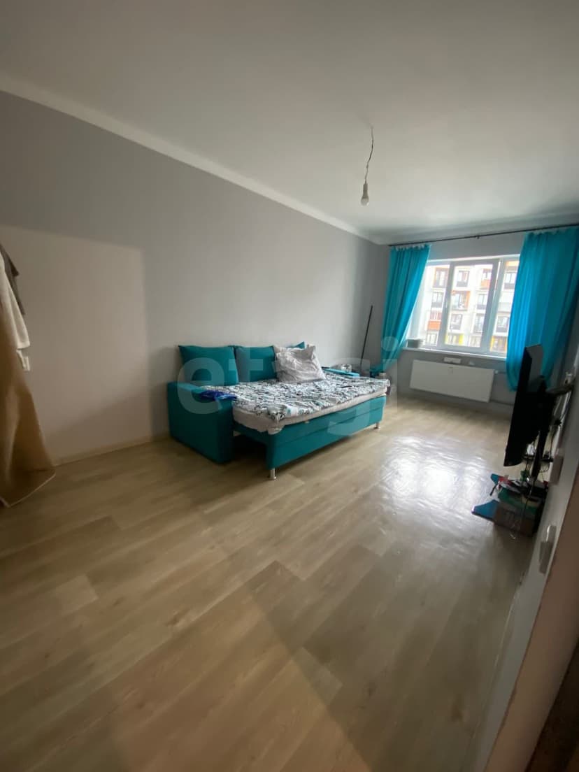 3 комн., 74 м², Монолитно-каркасный