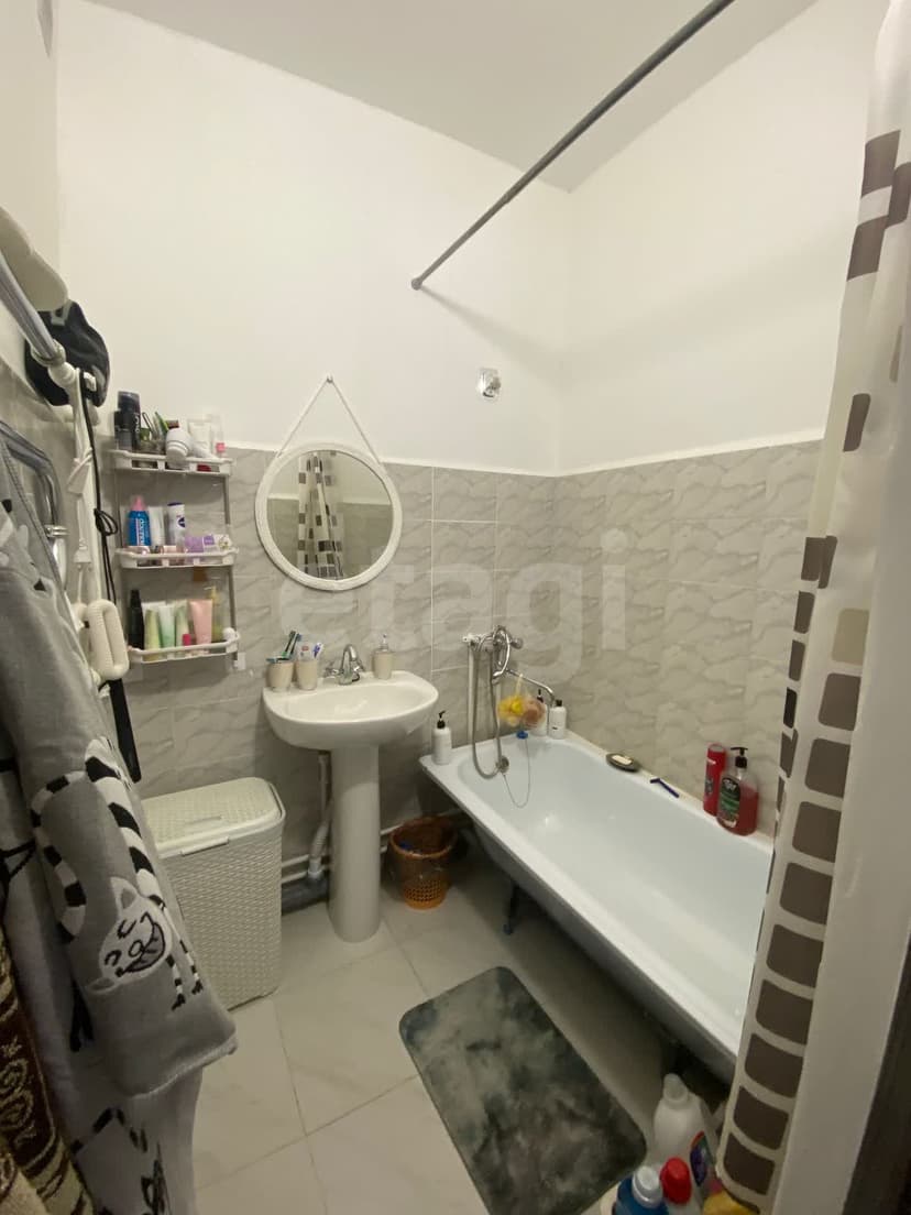 3 комн., 74 м², Монолитно-каркасный 5