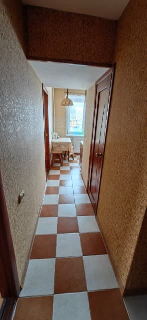 2 комн., 42 м², Блочный, Студгородок 2