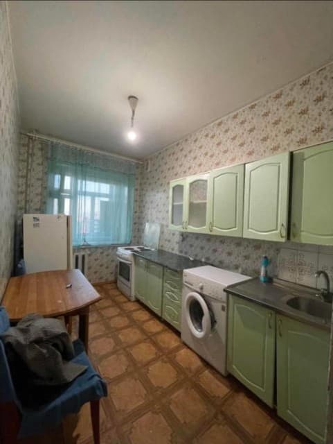 2 комн., 47 м², Блочный, Рынок Столичный 4