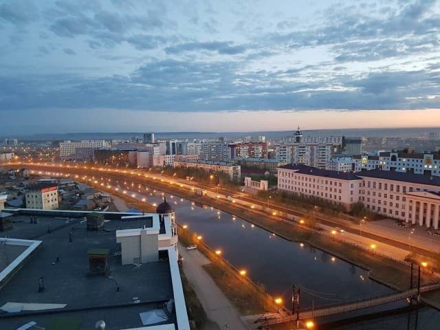 2 комн., 42 м², Блочный, Студгородок 5