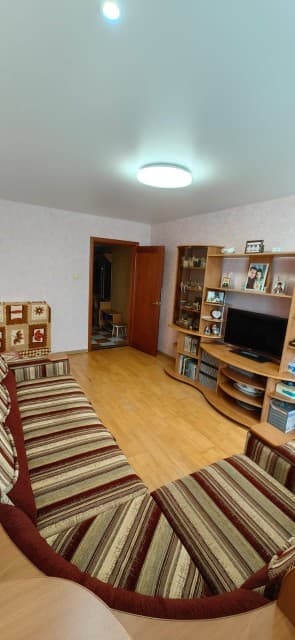 2 комн., 42 м², Блочный, Студгородок 4