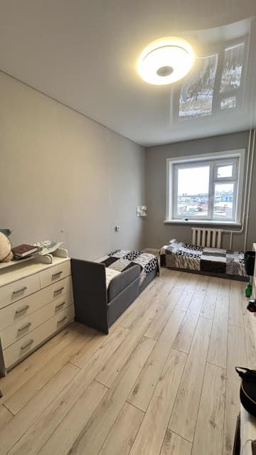 3 комн., 80 м², 112 серия, Областная больница, рынок "Манньыаттаах" 2