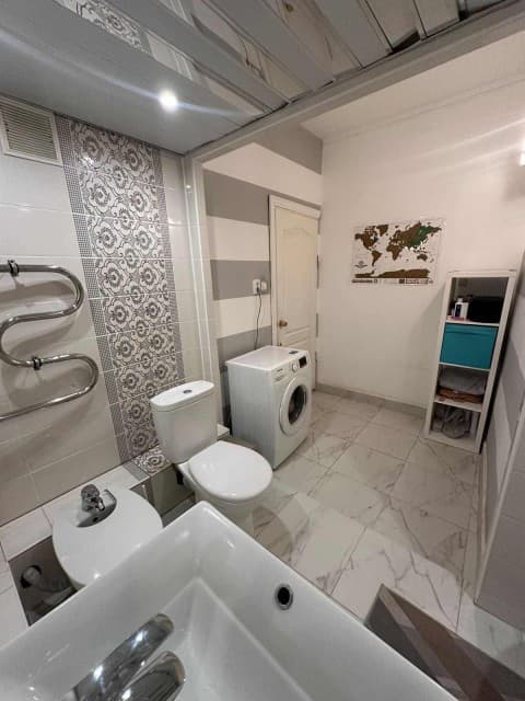 3 комн., 80 м², 112 серия, 202 мкрн. 4
