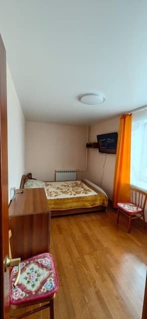 2 комн., 42 м², Блочный, Студгородок 11