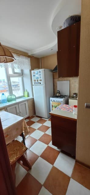2 комн., 42 м², Блочный, Студгородок