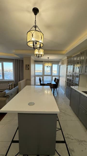 4 комн., 91 м², Блочный, 203 мкрн. 4