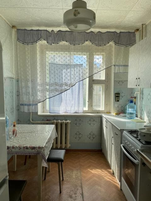 3 комн., 62 м², КПД, Крытый рынок 7