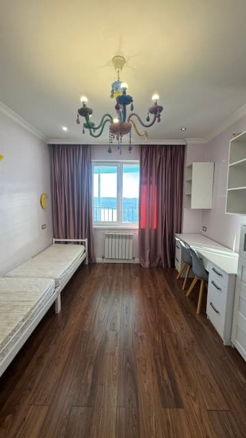 4 комн., 91 м², Блочный, 203 мкрн.