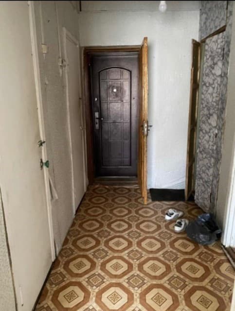 1 комн., 37 м², Инд. планировка, Дом быта 8