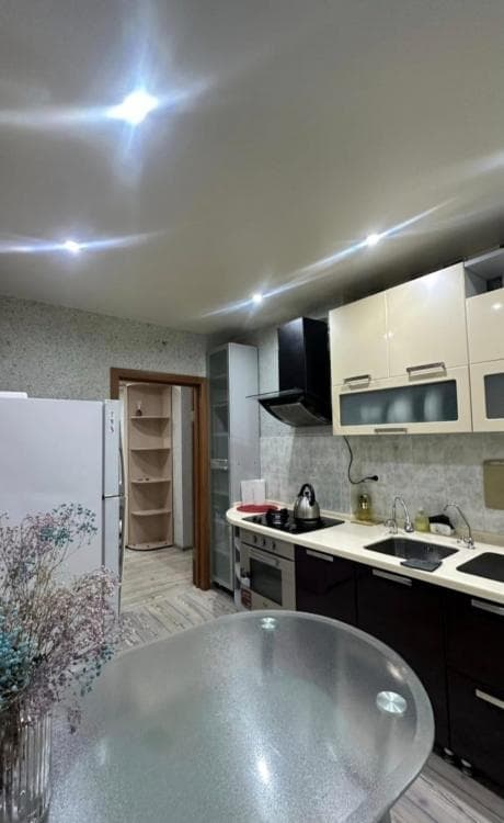 3 комн., 64 м², КПД, Крытый рынок 4