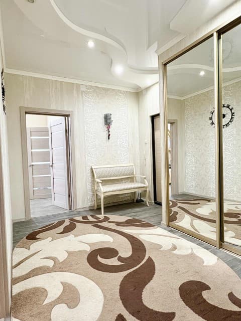 2 комн., 75 м², Инд. планировка, Крестьянский рынок, стадион "Туймаада" 14