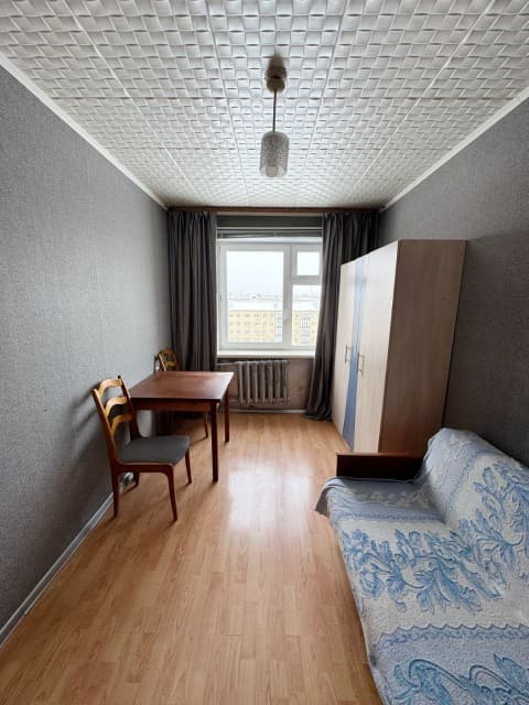 3 комн., КПД, 202 мкрн. 10