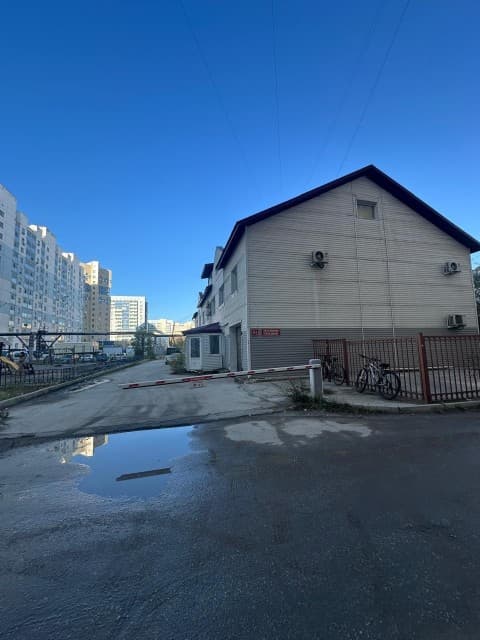 4 комн., 215 м², Монолитно-каркасный, Крестьянский рынок, стадион "Туймаада" 2