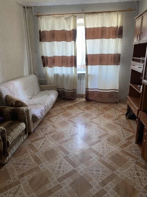 1 комн., 37 м², Инд. планировка, Дом быта 2