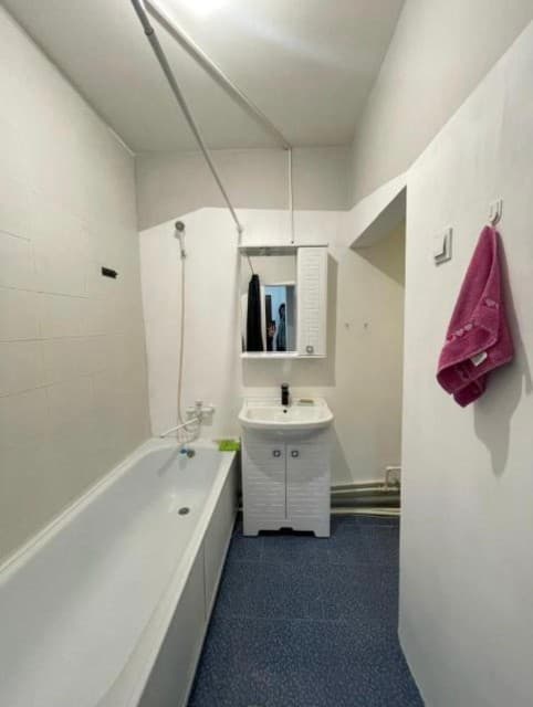 1 комн., 35 м², Блочный, Авиапорт 5