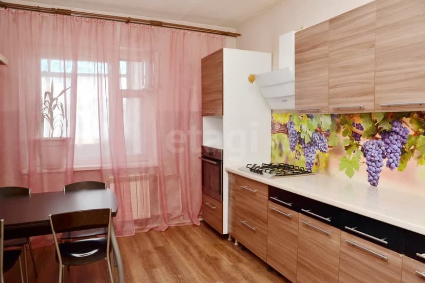 3 комн., 73 м², Инд. планировка 2