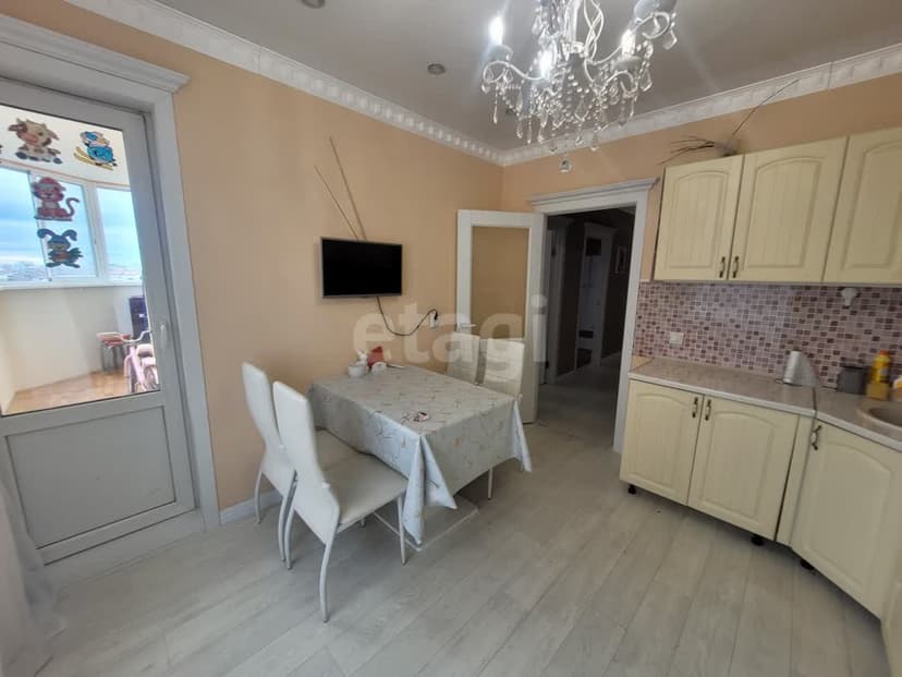3 комн., 67 м², Монолитно-каркасный 2
