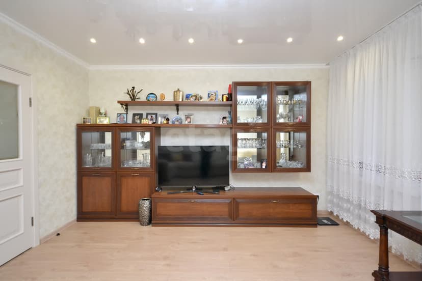 3 комн., 87 м², Инд. планировка 4