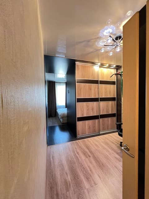 2 комн., 65 м², Монолитно-каркасный, Центр - район пл. Дружбы 7