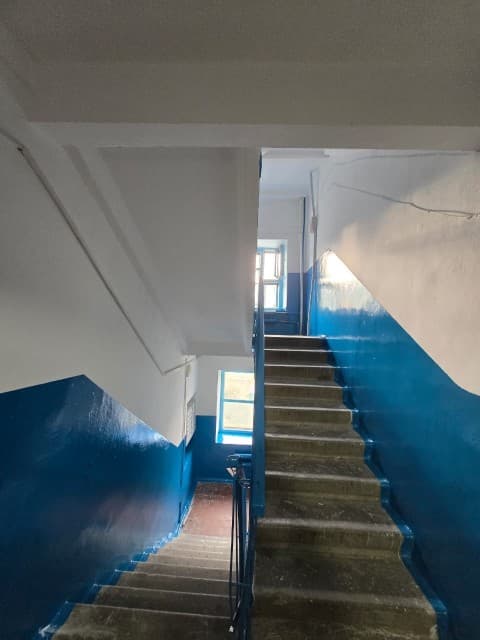 3 комн., 51 м², Блочный, Авиапорт 19