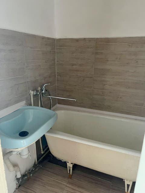 2 комн., 53 м², Блочный, Улус 9