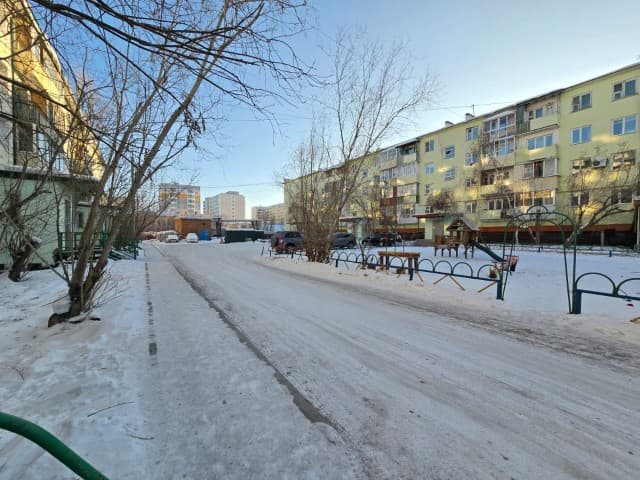 3 комн., 51 м², Блочный, Авиапорт 20
