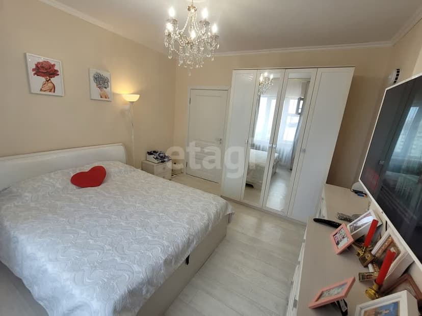 3 комн., 67 м², Монолитно-каркасный 9