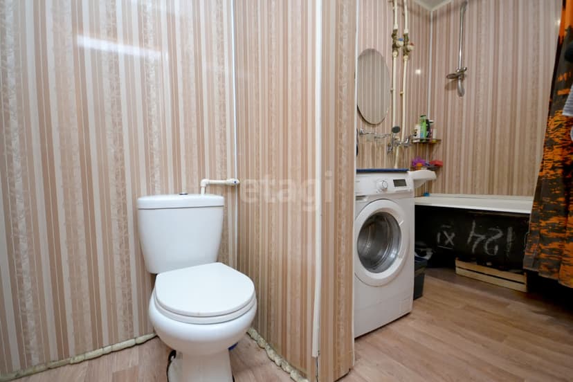 2 комн., 49 м², Дерев. б/у 9