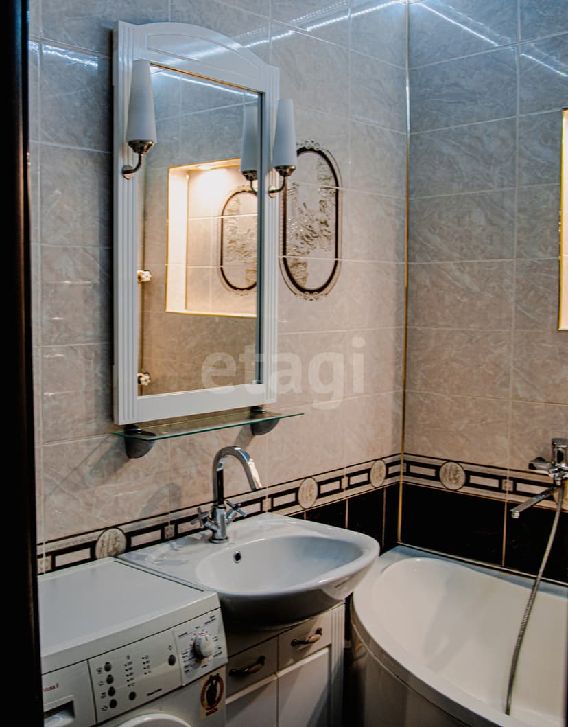 2 комн., 65 м², Монолитно-каркасный 10