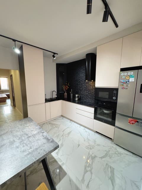 2 комн., 52 м², Монолитно-каркасный, Рынок Столичный 4