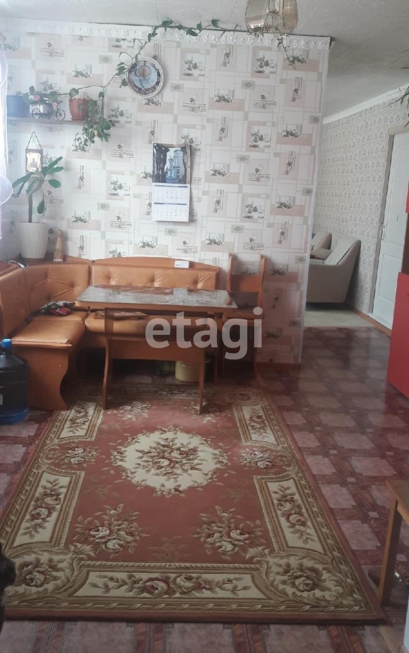 3 комн., 42 м², Дерев. б/у 4