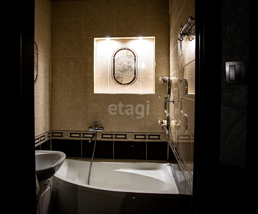 2 комн., 65 м², Монолитно-каркасный 9