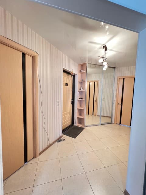 2 комн., 65 м², Монолитно-каркасный, Центр - район пл. Дружбы 4