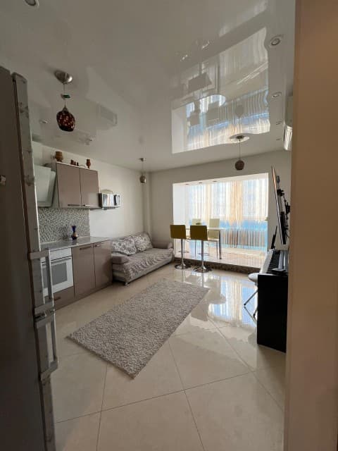 2 комн., 65 м², Монолитно-каркасный, Центр - район пл. Дружбы 2