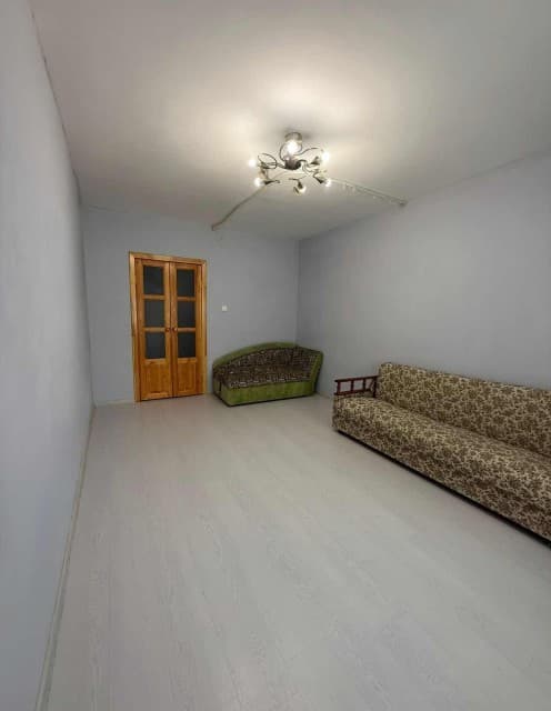 1 комн., 37 м², Блочный, ЯГСХА 3